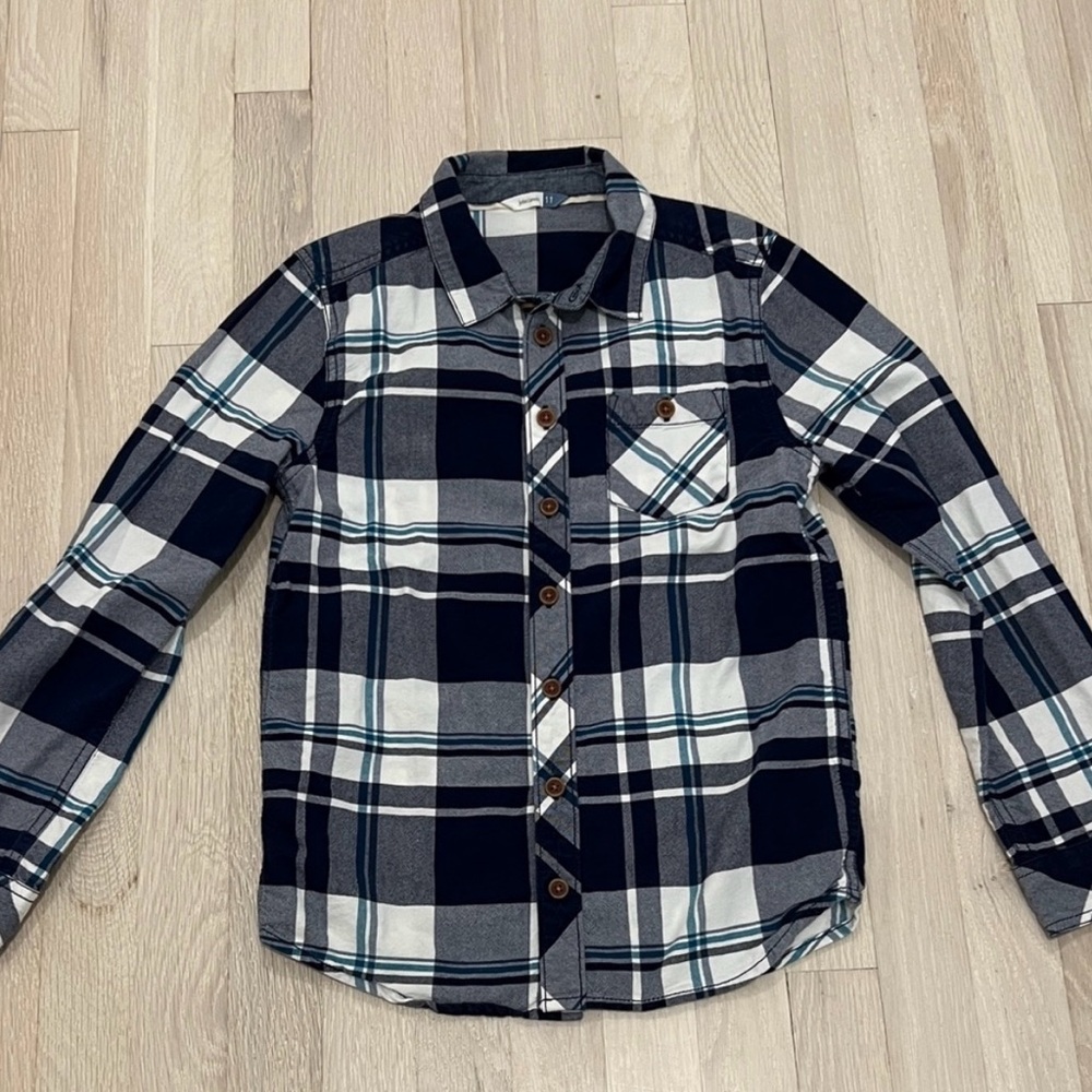 John Lewis UK 3 Beautiful Buttondown Shirts Boys Size 11 - Picture 11 of 14